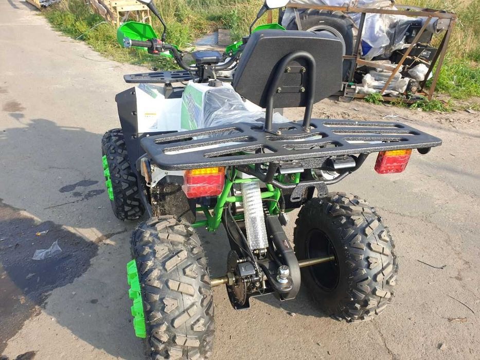 Задня частина MotoLeader Hunter