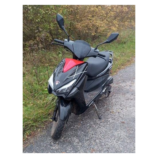 Скутер Spark SP125S-15N Черный, фото , изображение 2
